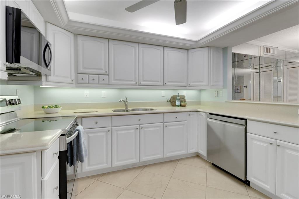 3399 Gulf Shore Blvd N # 303 Property Photo 10