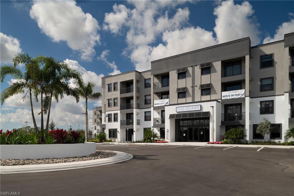 3260 Stockton St # B1 Property Photo 3