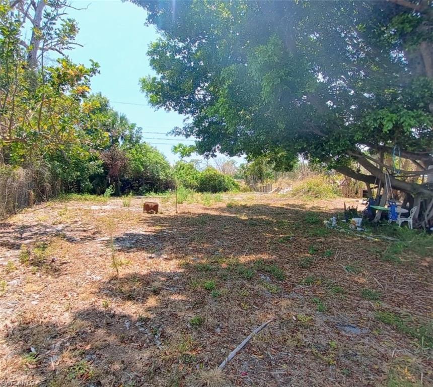 1271 Gramac Dr Property Photo 3