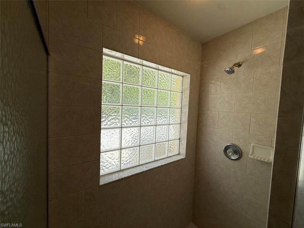3206 35th St W Property Photo 13