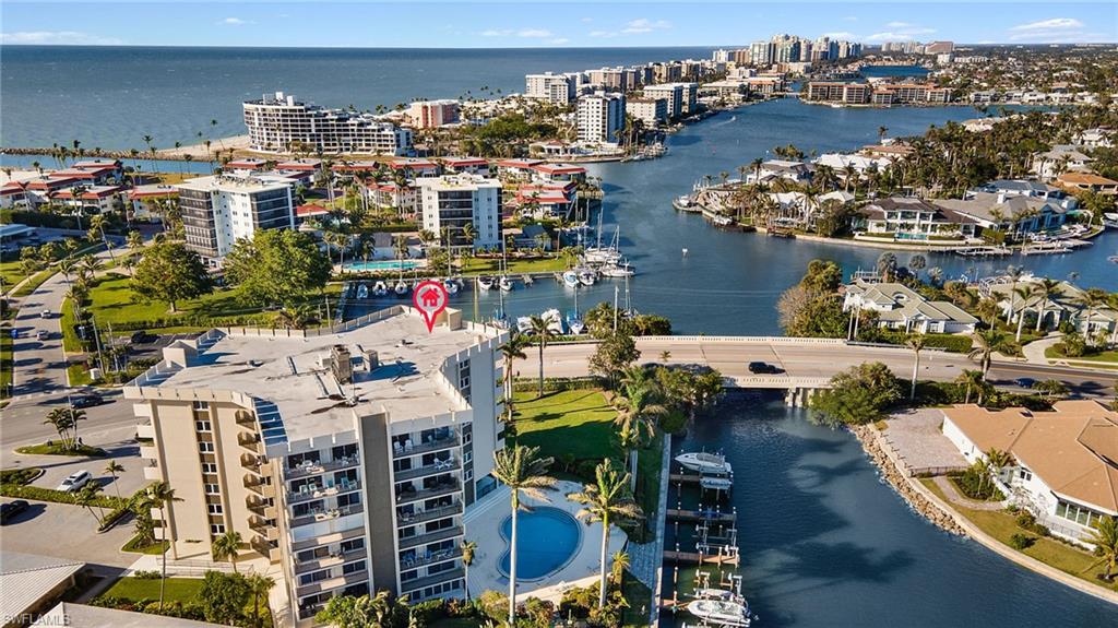 2150 Gulf Shore Blvd N # 701 Property Photo