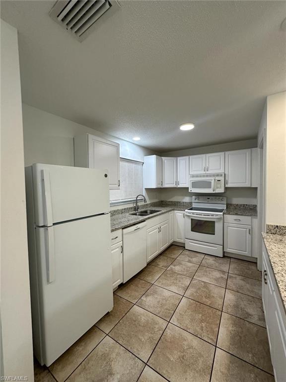 4826 Marine DR # B Property Photo 1