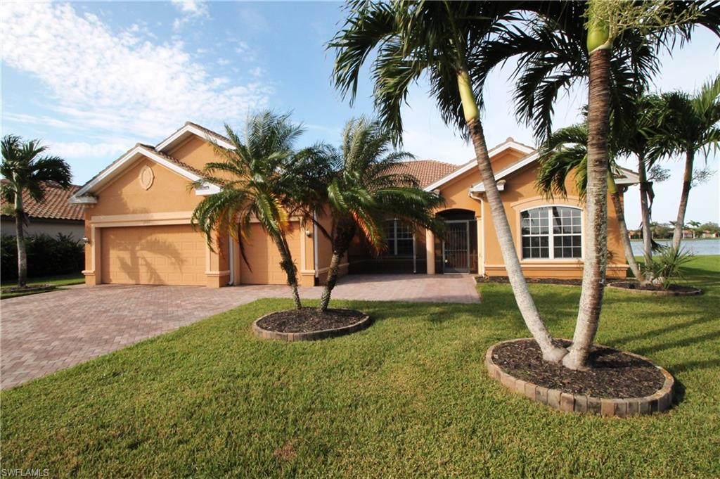 2086 Grove Dr Property Photo
