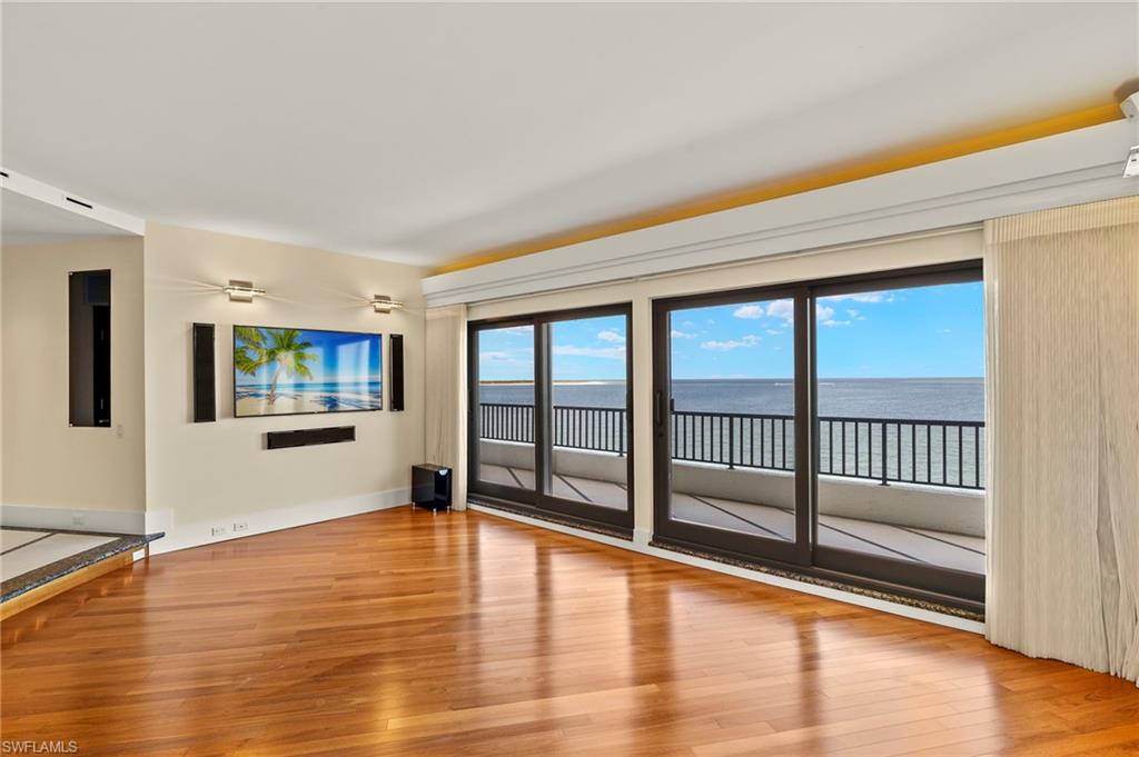 625 La Peninsula Blvd 625 Property Photo 5