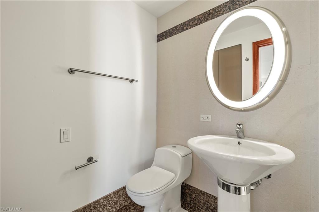 625 La Peninsula Blvd 625 Property Photo 24