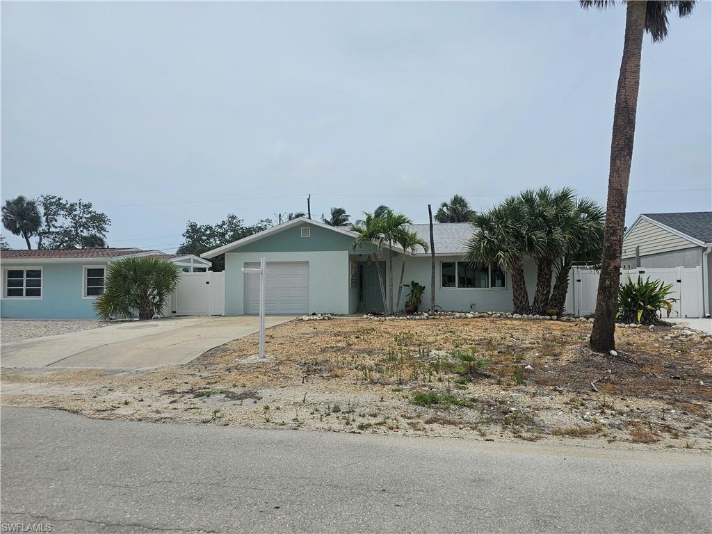 193 Hibiscus Dr Property Photo