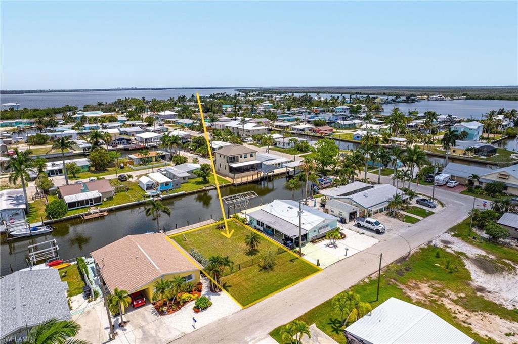 2609 Bayshore Dr Property Photo 3