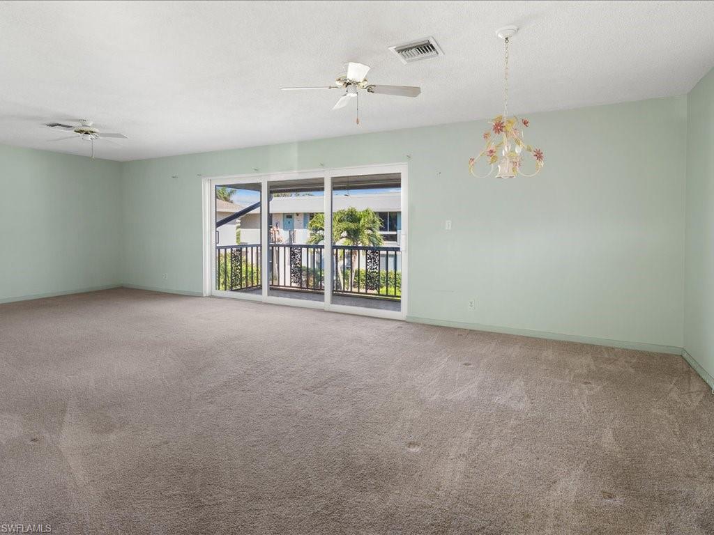 255 Palm Dr # 2 Property Photo 3