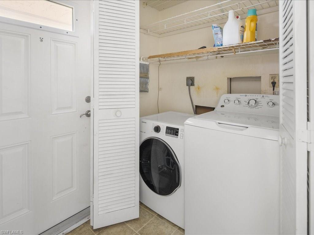 255 Palm Dr # 2 Property Photo 17