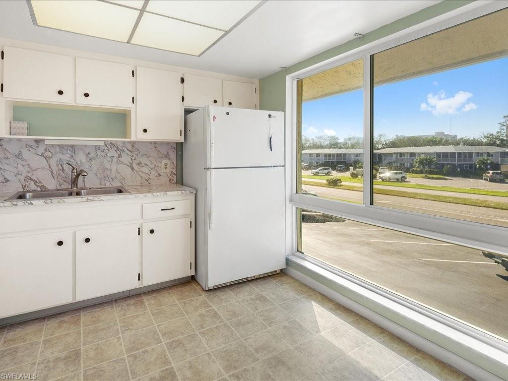 255 Palm Dr # 2 Property Photo 19