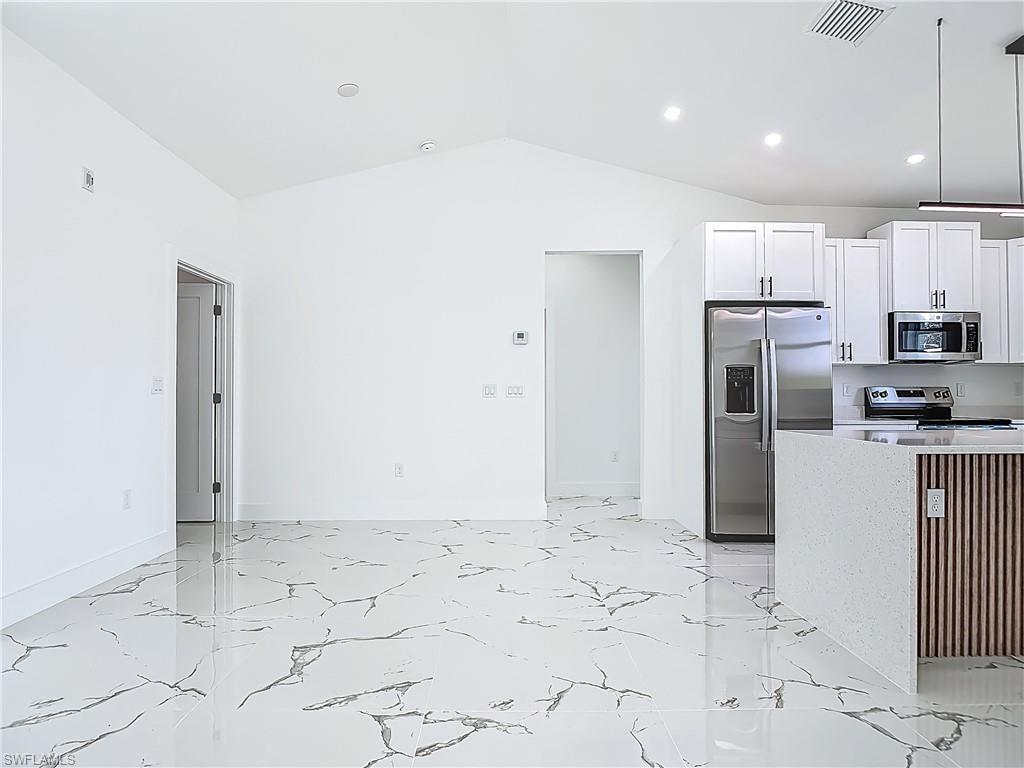 3214 42nd St W Property Photo 15