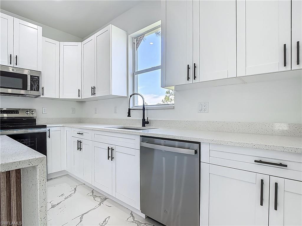 3214 42nd St W Property Photo 27