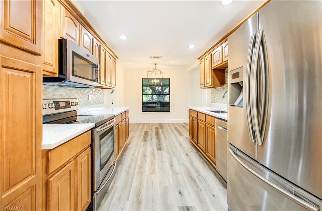 16434 Rainbow Meadows Ct Property Photo 14