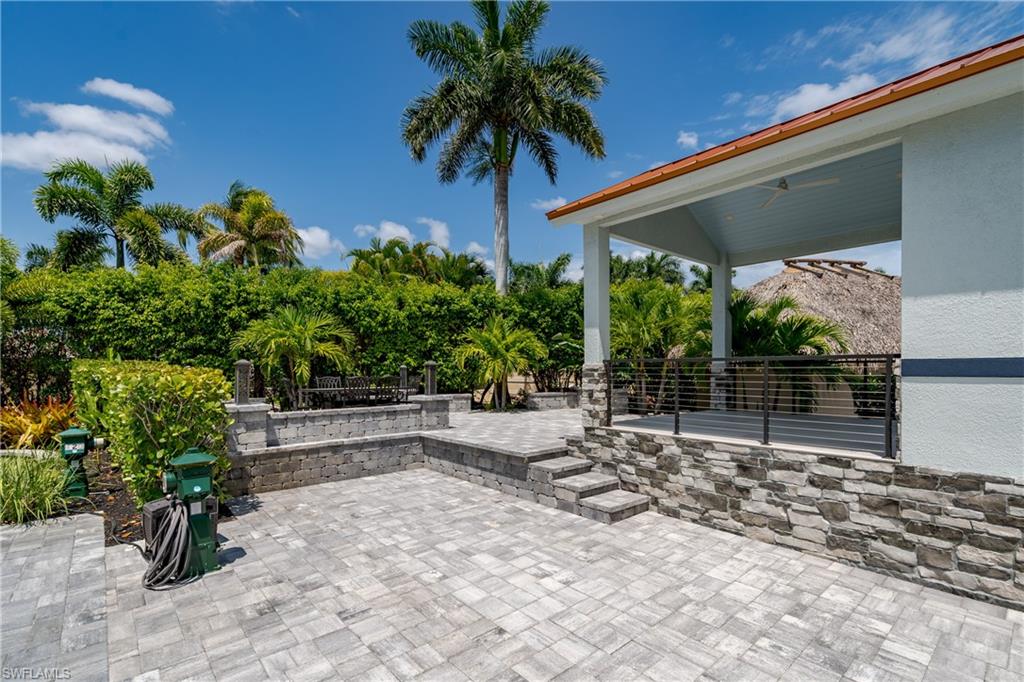 13613 Snapper Ln Property Photo 4