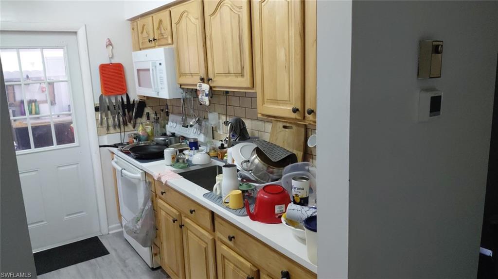 19 Pinewood Blvd Property Photo 3