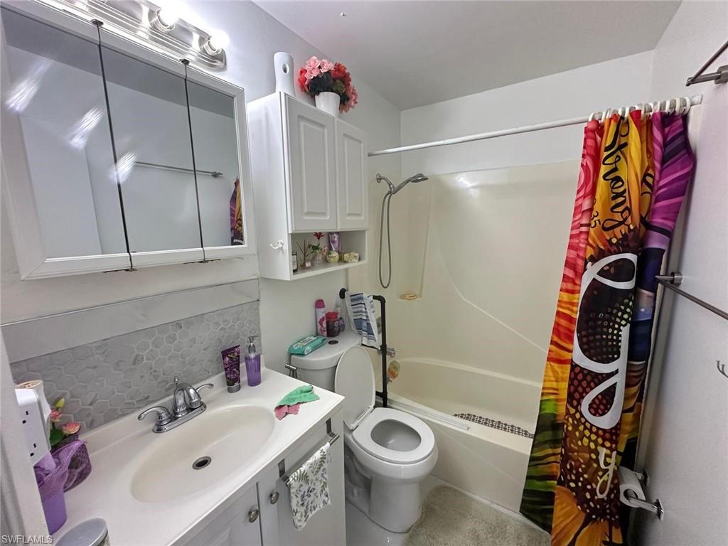 19 Pinewood Blvd Property Photo 15