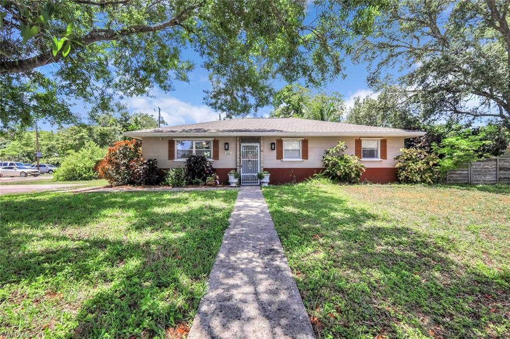 1881 N Evalena LN Property Photo 1