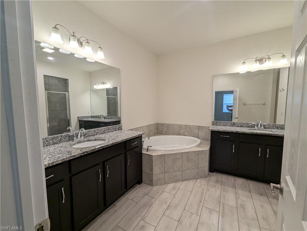 922 Ne 19th St Property Photo 24