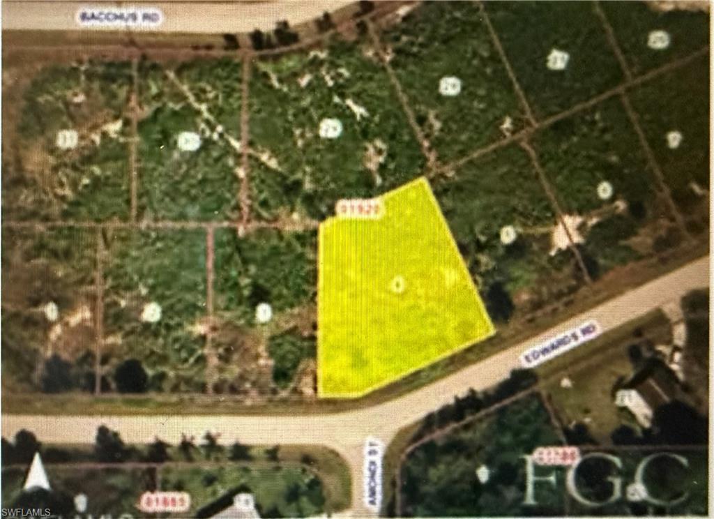 12092 Edwards Rd Property Photo