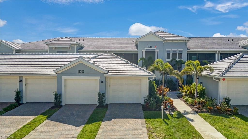 14267 Heritage Landing Blvd # 1223 Property Photo