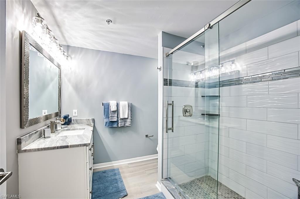14817 Laguna Dr 403 Property Photo 40