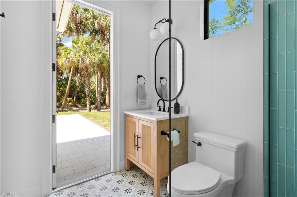 3632 Golden Gate Blvd W Property Photo 22