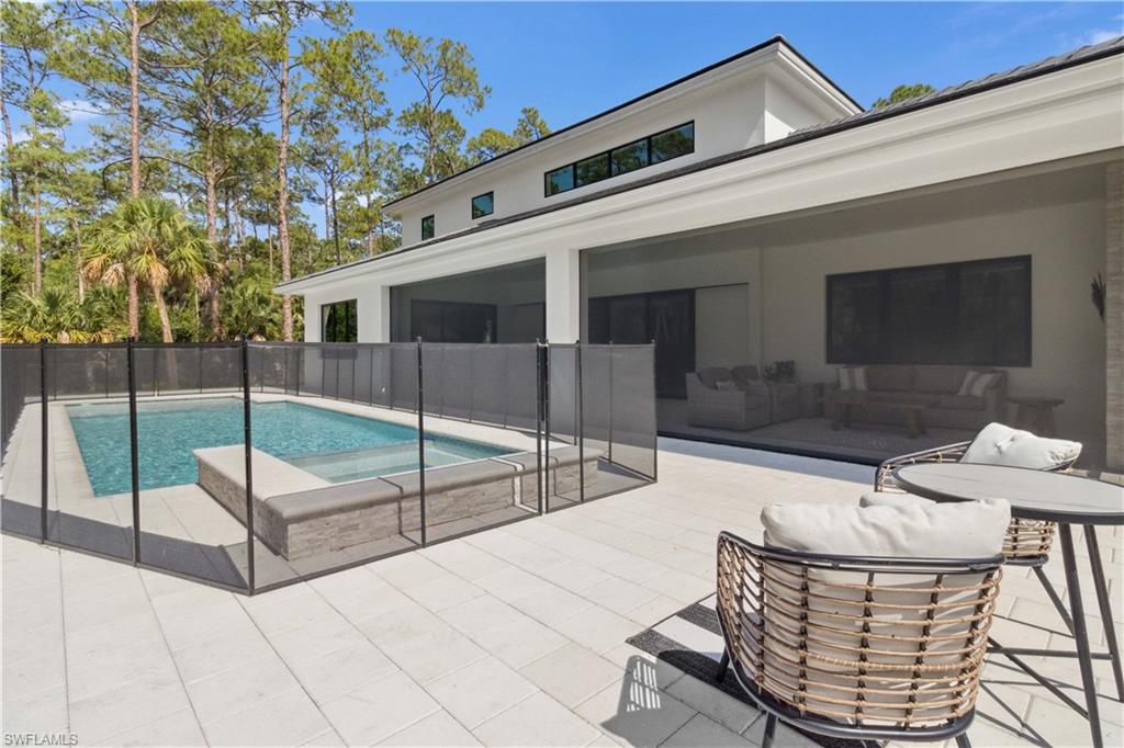 3632 Golden Gate Blvd W Property Photo 25