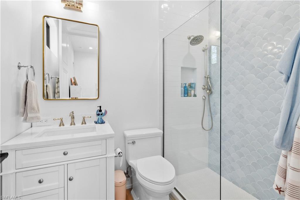 3632 Golden Gate Blvd W Property Photo 29