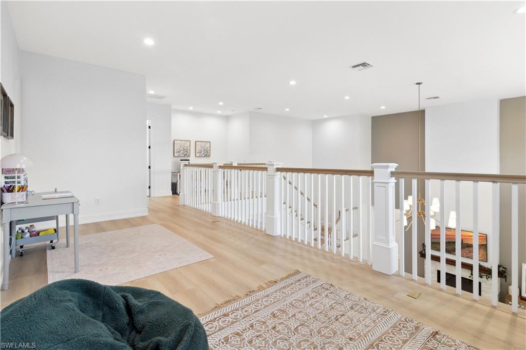 3632 Golden Gate Blvd W Property Photo 33