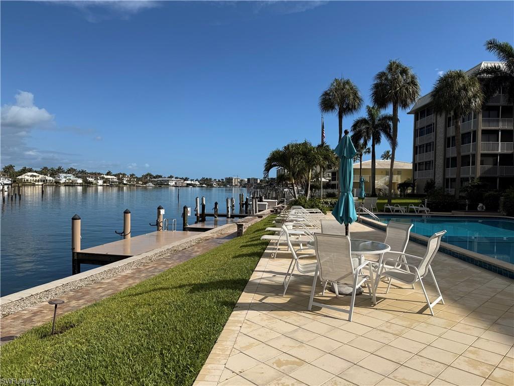 2880 Gulf Shore Blvd N # 404 Property Photo 1