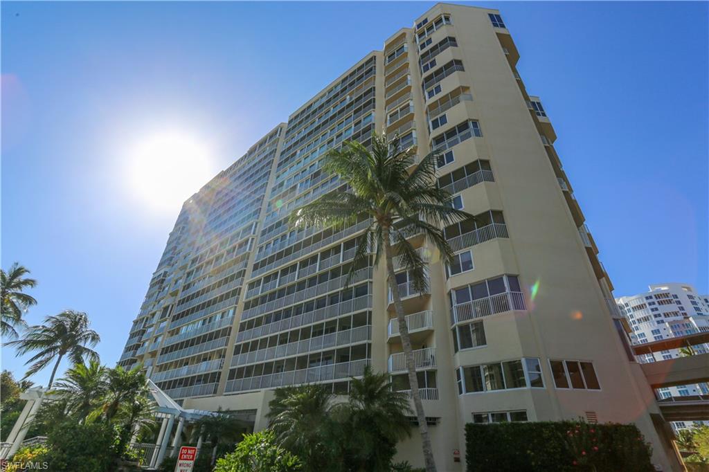 4041 Gulf Shore Blvd N # 305 Property Photo