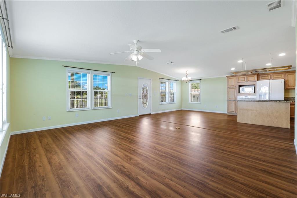 27288 Bourbonniere Dr Property Photo 4