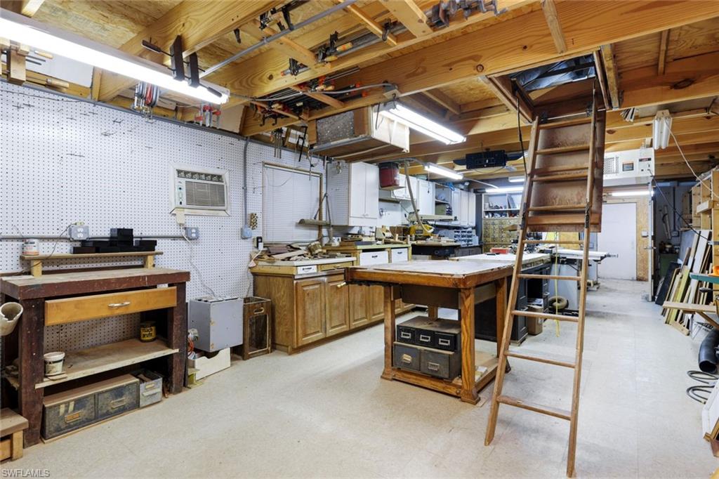 27288 Bourbonniere Dr Property Photo 25
