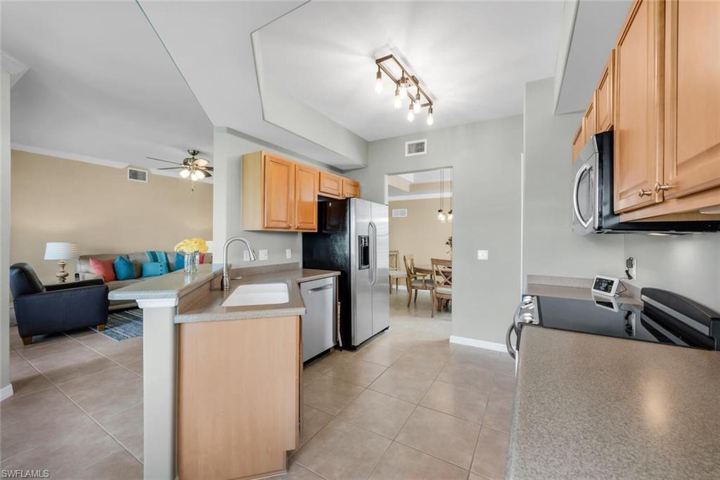12033 Covent Garden Ct # 2403 Property Photo 6