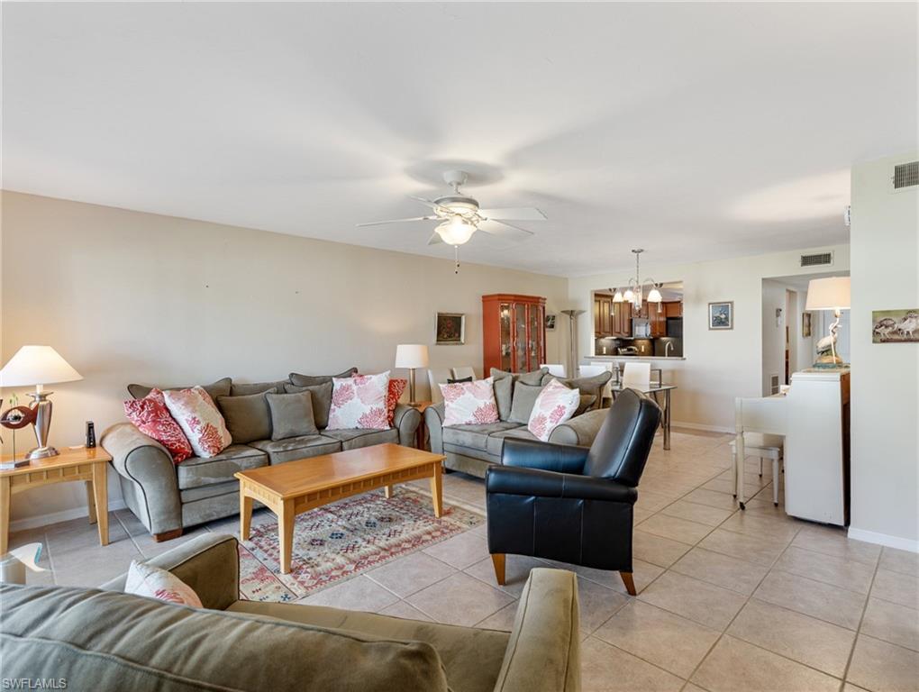 11921 Seabreeze Cove Ln 104 Property Photo 6