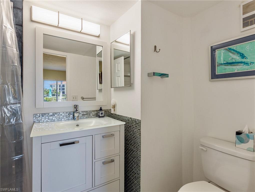 11921 Seabreeze Cove Ln 104 Property Photo 24