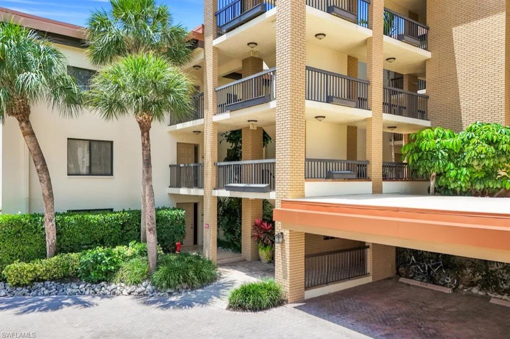 6770 Pelican Bay Blvd 225 Property Photo 4