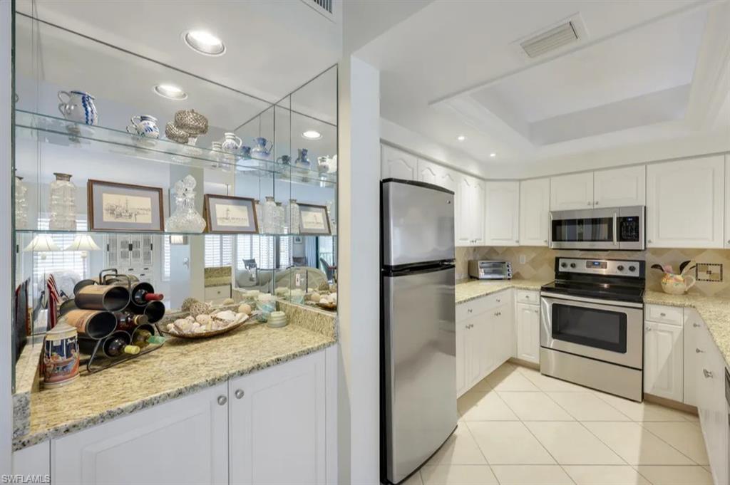 6770 Pelican Bay Blvd 225 Property Photo 10