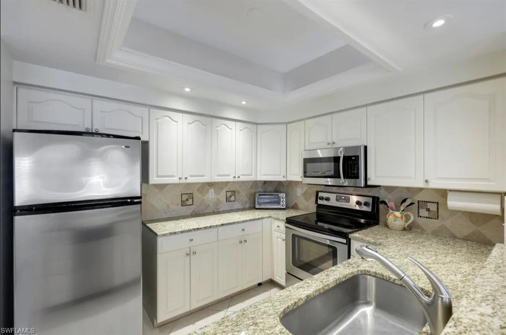 6770 Pelican Bay Blvd 225 Property Photo 12