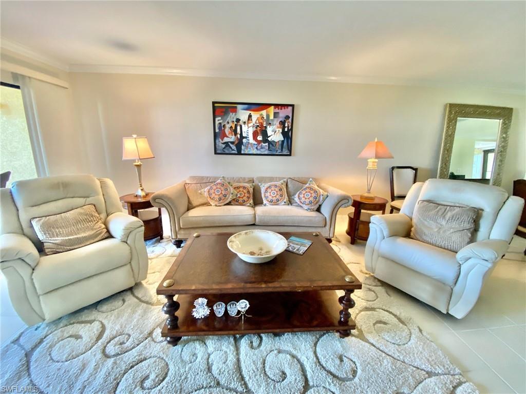 145 Cypress Way E # A Property Photo 5