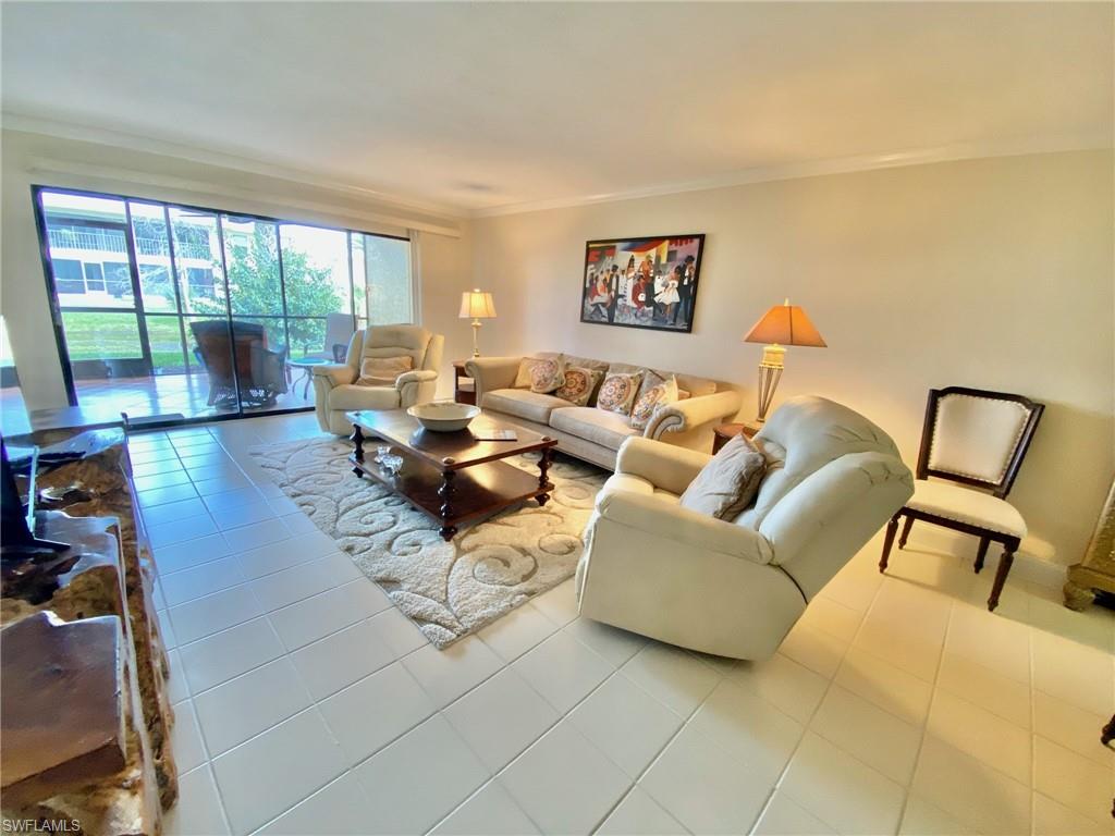 145 Cypress Way E # A Property Photo 6
