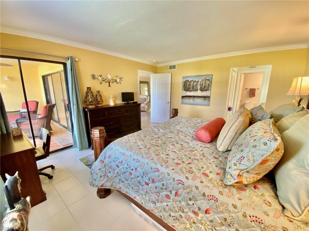 145 Cypress Way E # A Property Photo 9