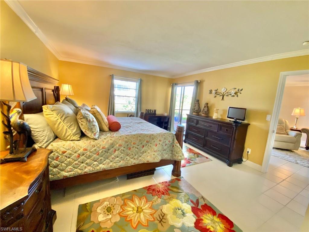 145 Cypress Way E # A Property Photo 10