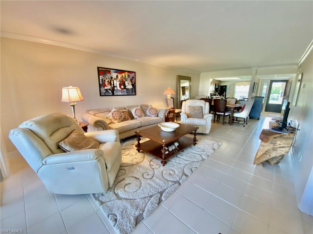 145 Cypress Way E # A Property Photo 18