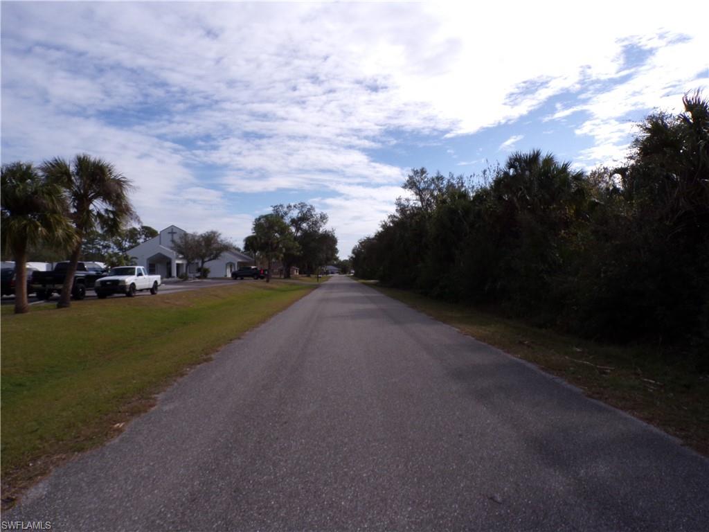 17461 Elmwood Ave Property Photo 9