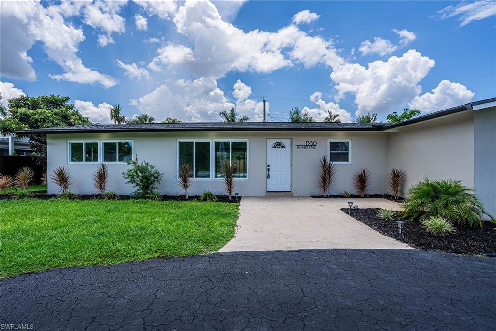 1560 Ricardo AVE Property Photo 1