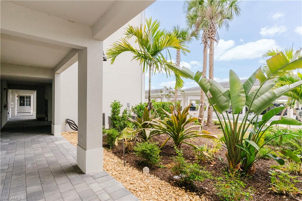 5715 Double Eagle CIR # 4413 Property Photo 1