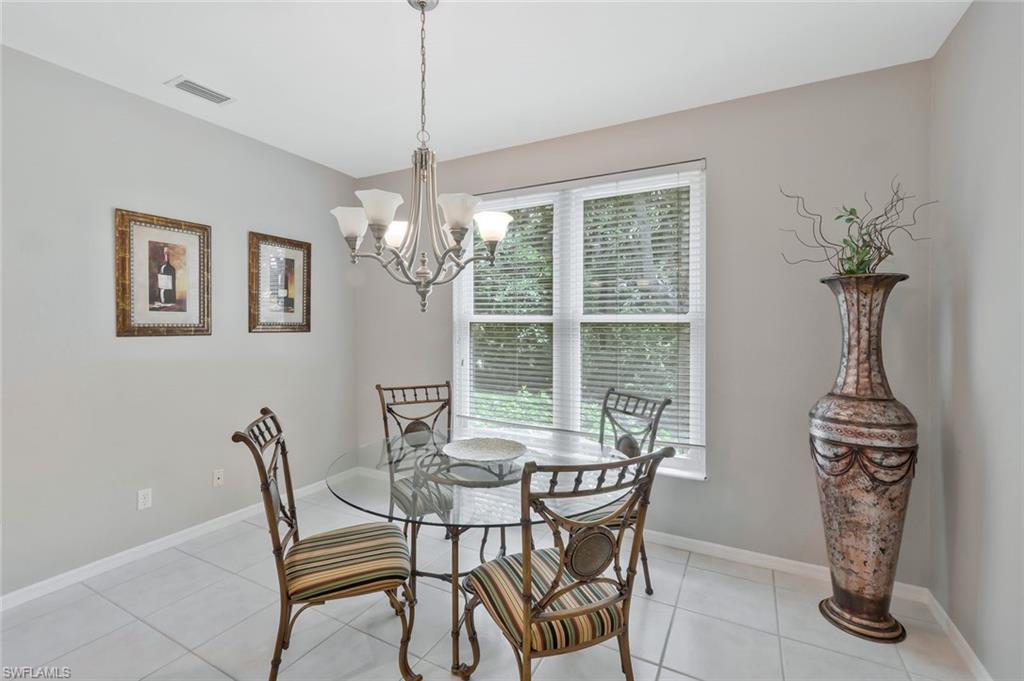 1340 Charleston Square Dr # 101 Property Photo 10