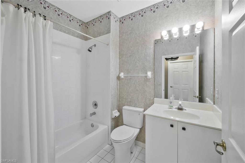 1340 Charleston Square Dr # 101 Property Photo 17