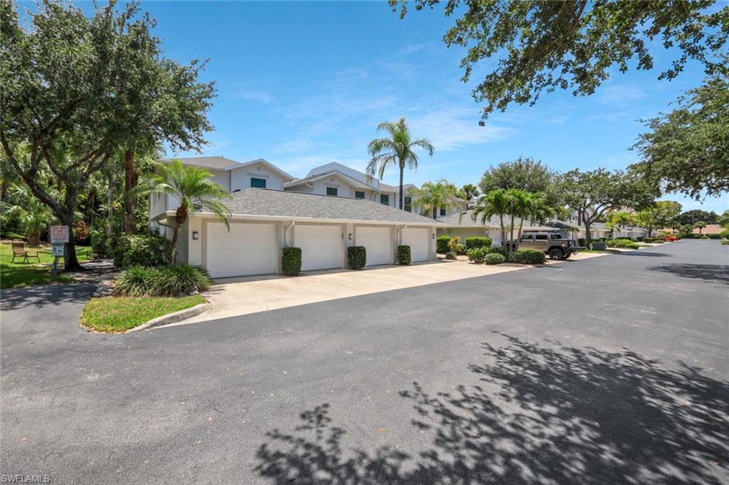 1340 Charleston Square Dr # 101 Property Photo 23